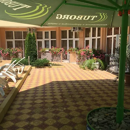 Beatris Family House ساني بيتش