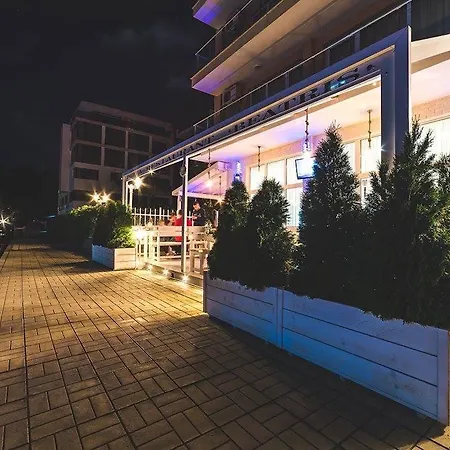 فندق Beatris Family House ساني بيتش