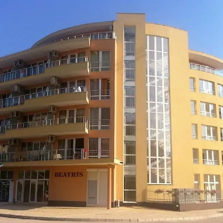 فندق Beatris Family House ساني بيتش