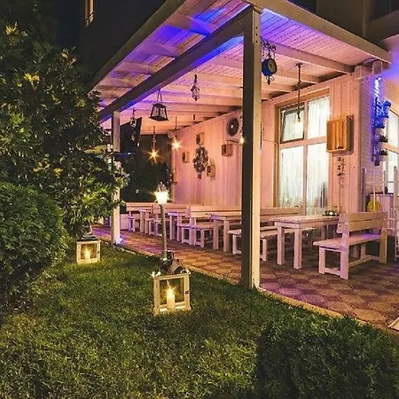 Beatris Family House ساني بيتش