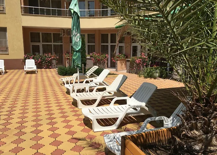 호텔 Beatris Family House 써니비치