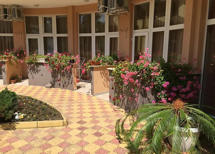 호텔 Beatris Family House 써니비치