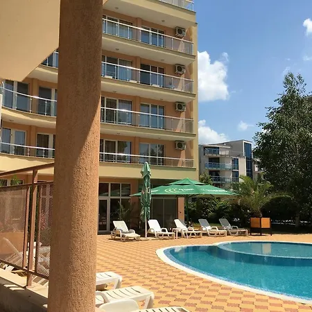 Хотел Beatris Family House 3*