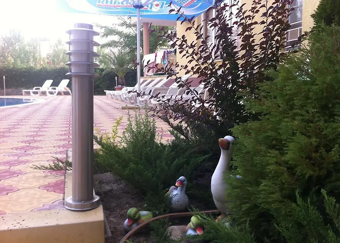 Beatris Family House Отель 3*