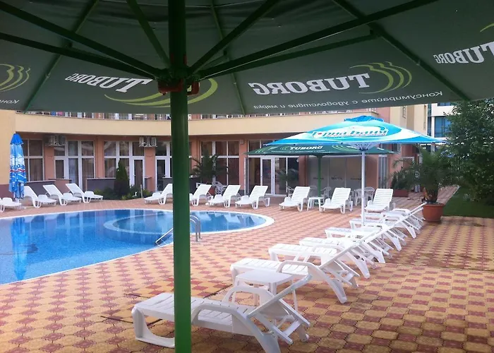 Отель Beatris Family House