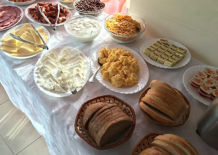 Отель Beatris Family House 3*