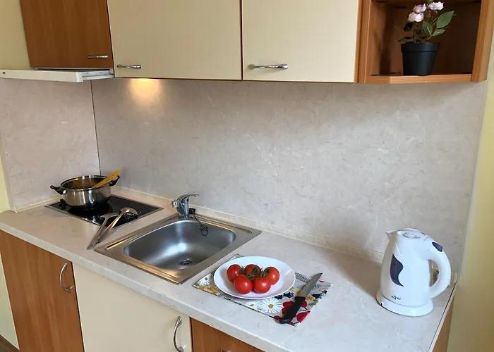 Отель Beatris Family House